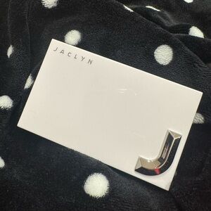 Jaclyn Cosmetics Brightening & Setting Palette